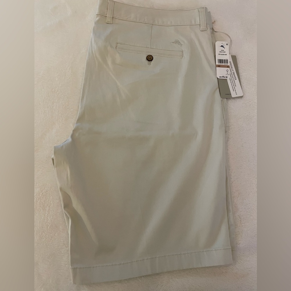 Tommy Bahama men’s flat front short new with tags sand color